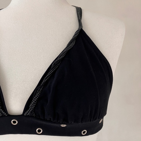 SHAN BLACK BIKINI SET WITH GROMMETS - Picture 5 of 16